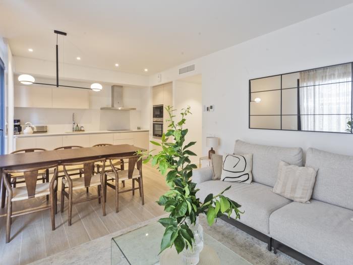 Precioso apartamento con terraza y piscina